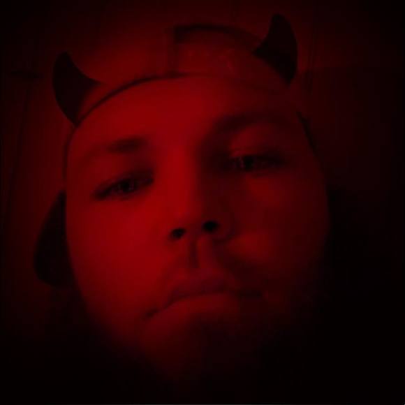 Meet your Posher, Dylan - Picture 1 of 1